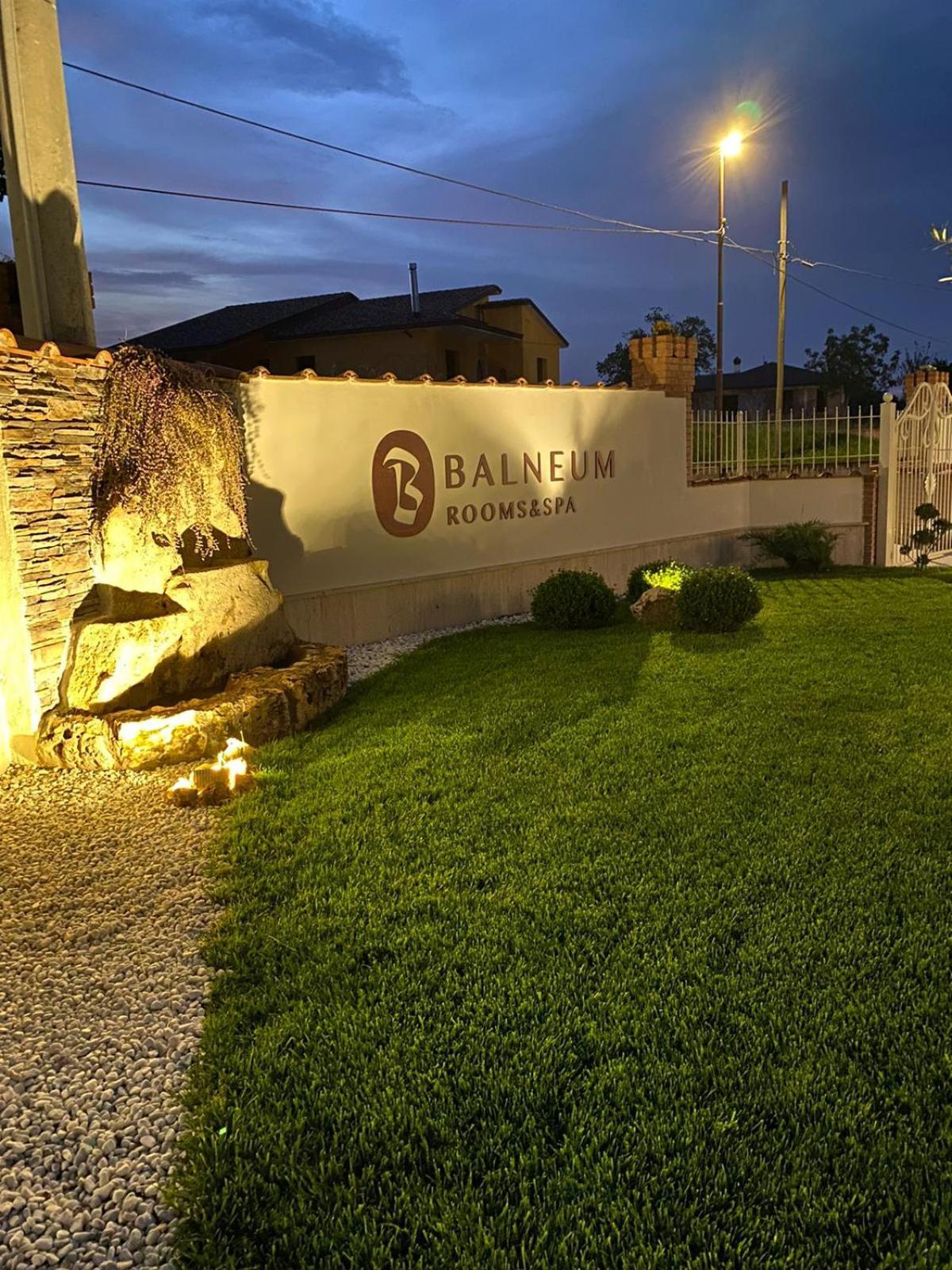 Balneum Rooms & Spa Mirabella Eclano エクステリア 写真